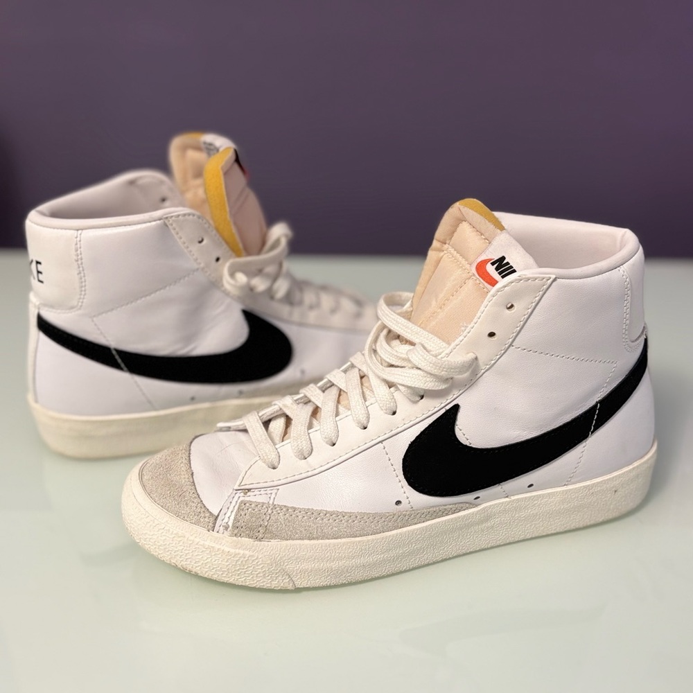 Nike Women’s Blazer Mid 77 Shoes | White and Black | Size 9.5 | Excellent Cond.